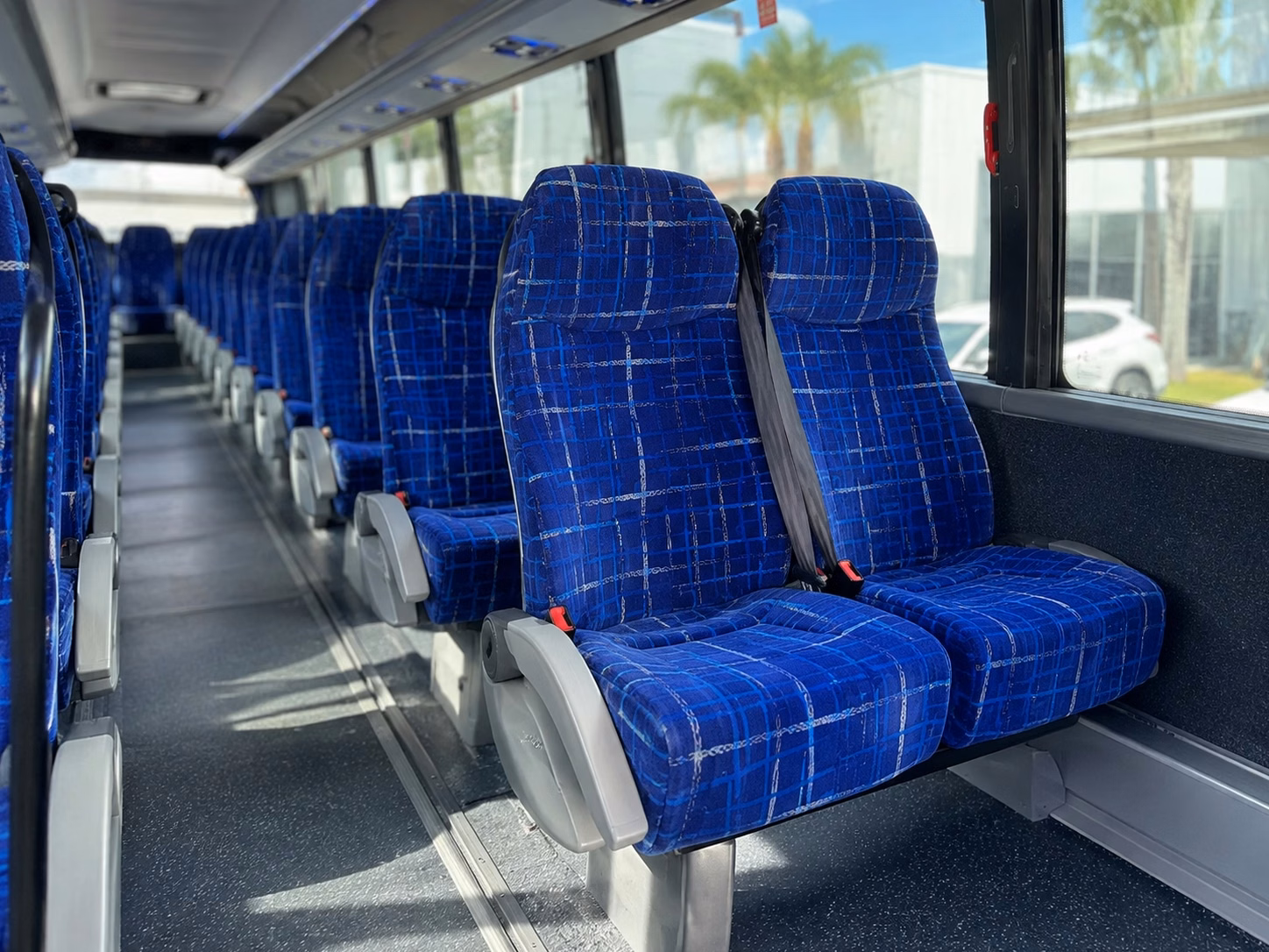 choosing the right bus for pflugerville fan group transportation