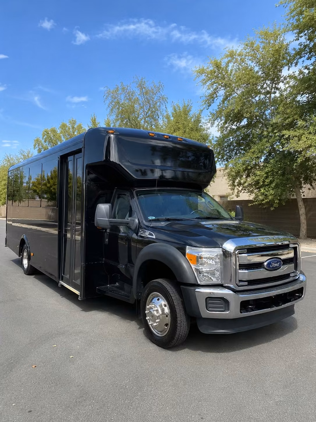 concert bus rentals in pflugerville