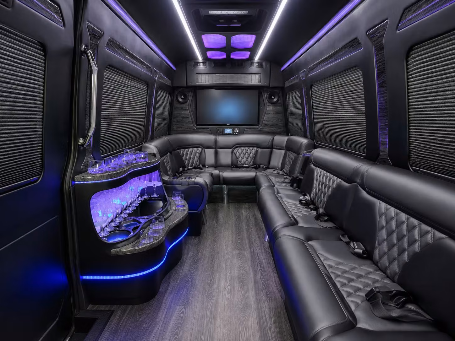 dod compliant and government ready bus rentals for pflugerville operations