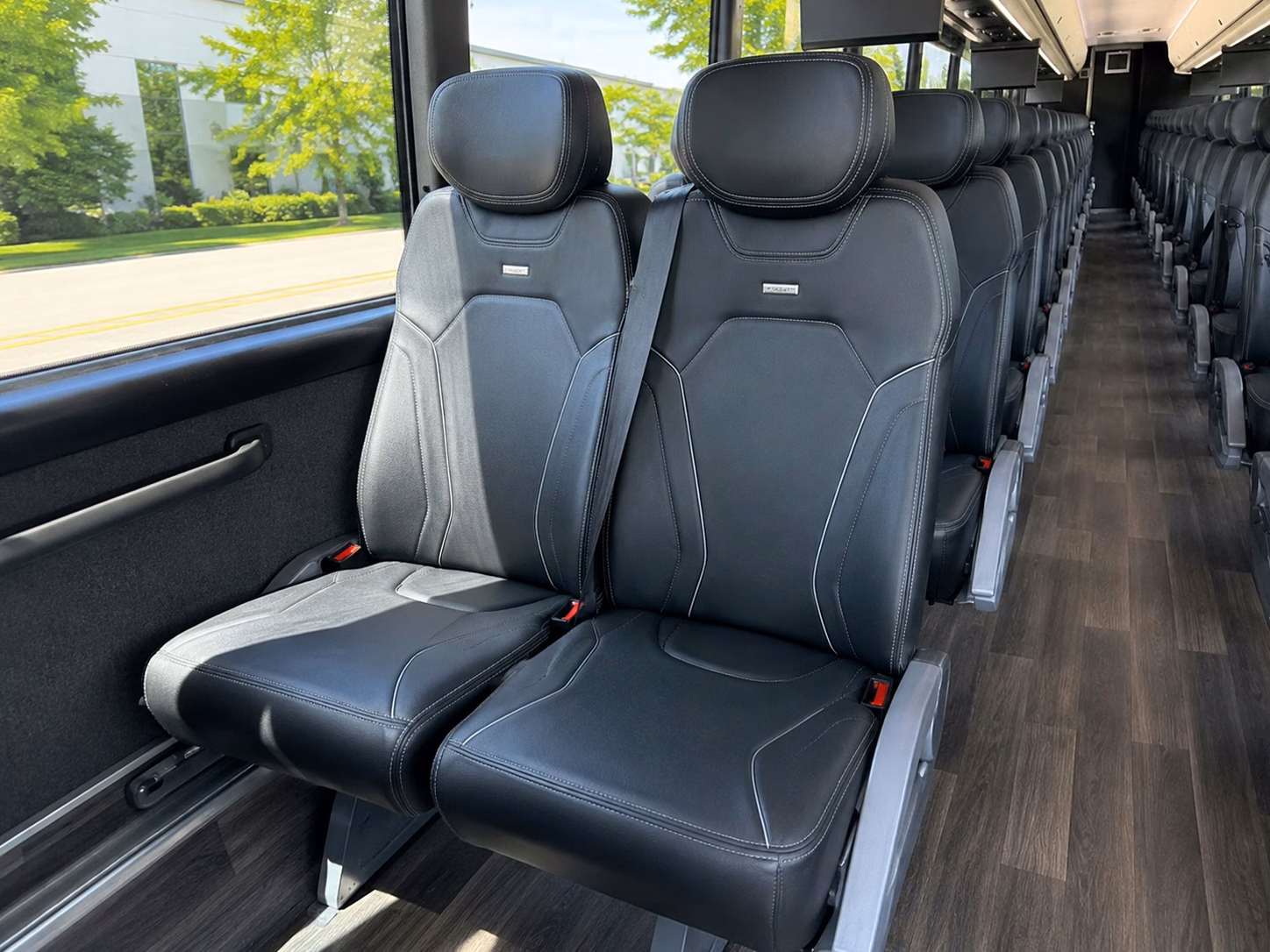 shuttle your wedding guests between pflugerville venues without the headache